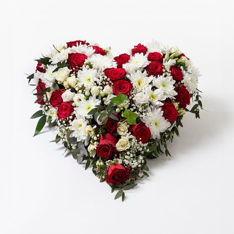 Hjerte rød og hvit lite begravelse bisettelse blomster